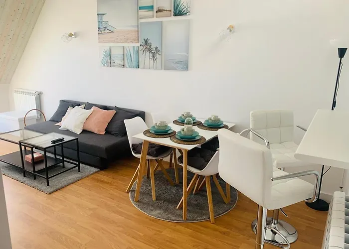 Apartamentos Lamarosa -Atico ,Vistas Al Mar Cantabrico Parking